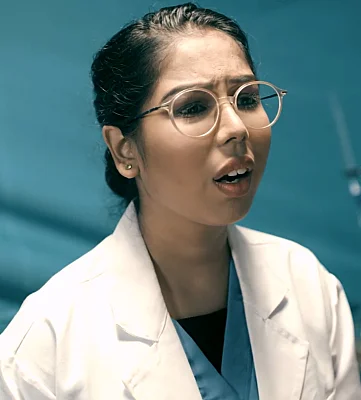 Iqra Khan